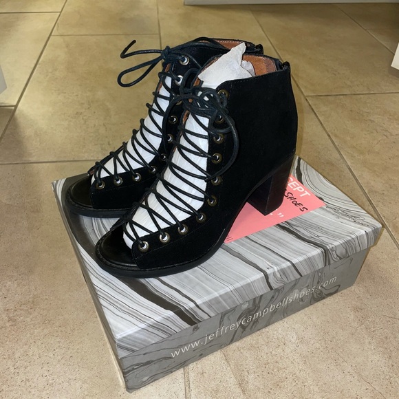 Jeffrey Campbell Cors Black Suede Peep Toe - Picture 2 of 8